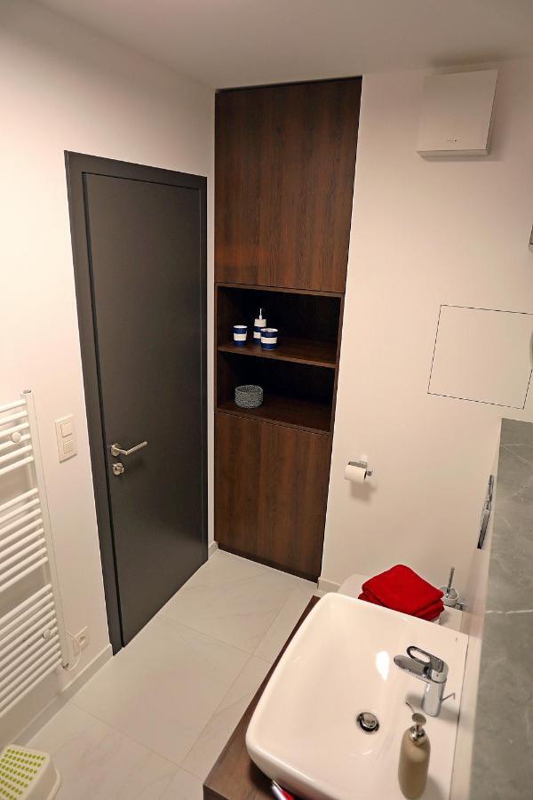 Modern Apartment Near The City Centre Urban Bratislava Luaran gambar
